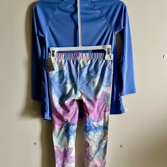 Nike Girls’ 2-Piece Dri-FIT Set - Picture 5 of 10